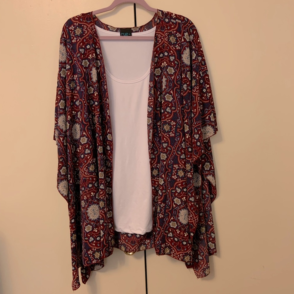 Rue21 plus size maroon medallion kimono